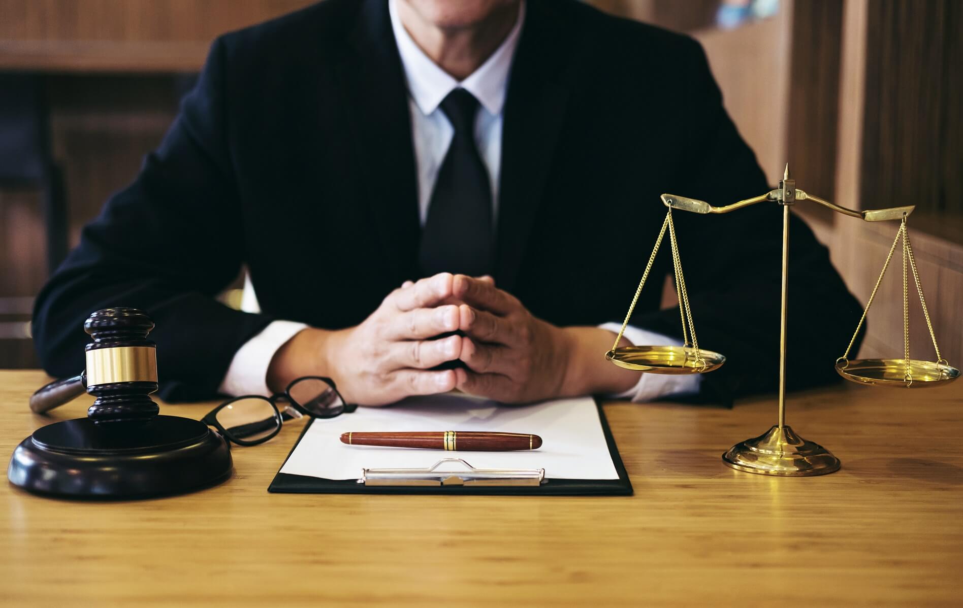 כללי ברזל לבחירת עורך דין פלילי - מאמרים